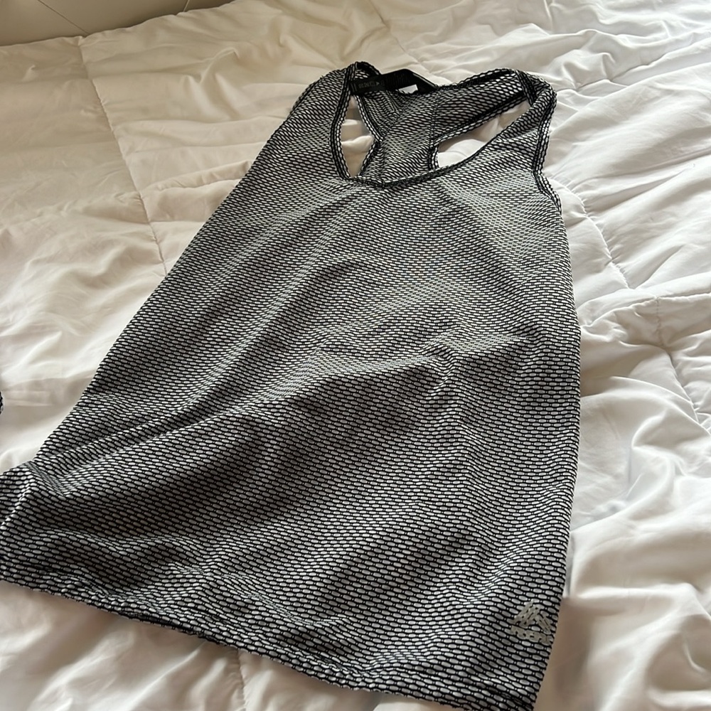 ATHLETIC TANK TOP | mesh grey and white razorback tank top